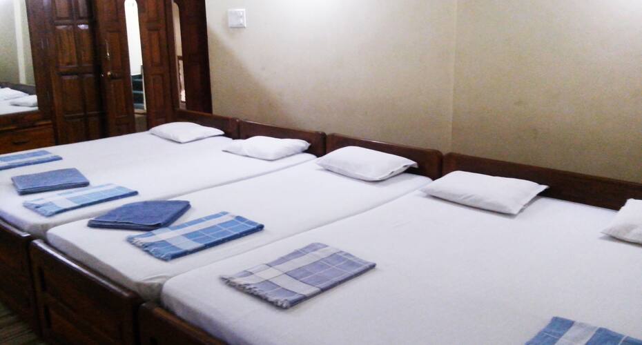 Shree Ganesh Lodging & Boarding, Goa 5
